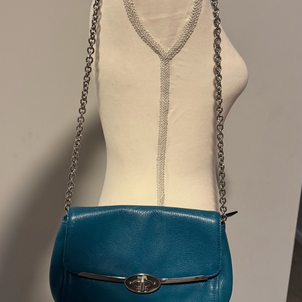 Coach Madison Teal Leather Crossbody or Shoulder Bag with Chain Strap | GUC - Picture 2 of 15